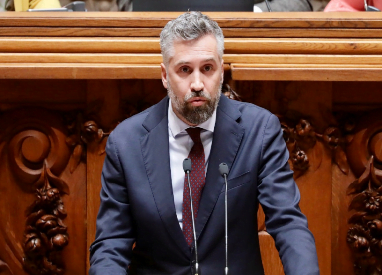 «Estamos a transformar de forma profunda, duradoura e estrutural as políticas de habitação e de mobilidade ferroviária em Portugal»