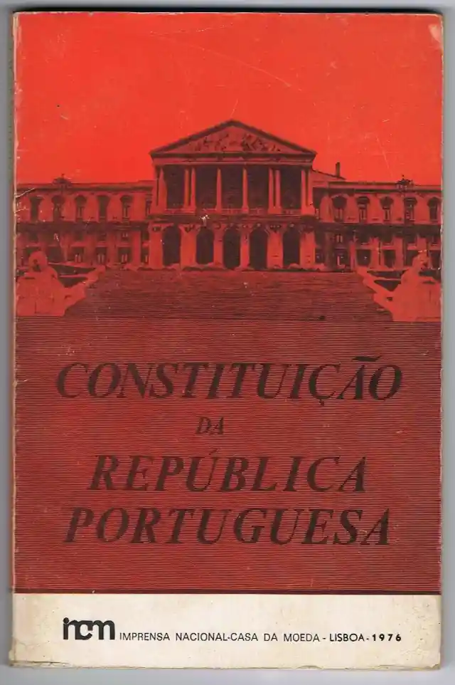 Constituicao Portuguesa 1976 002
